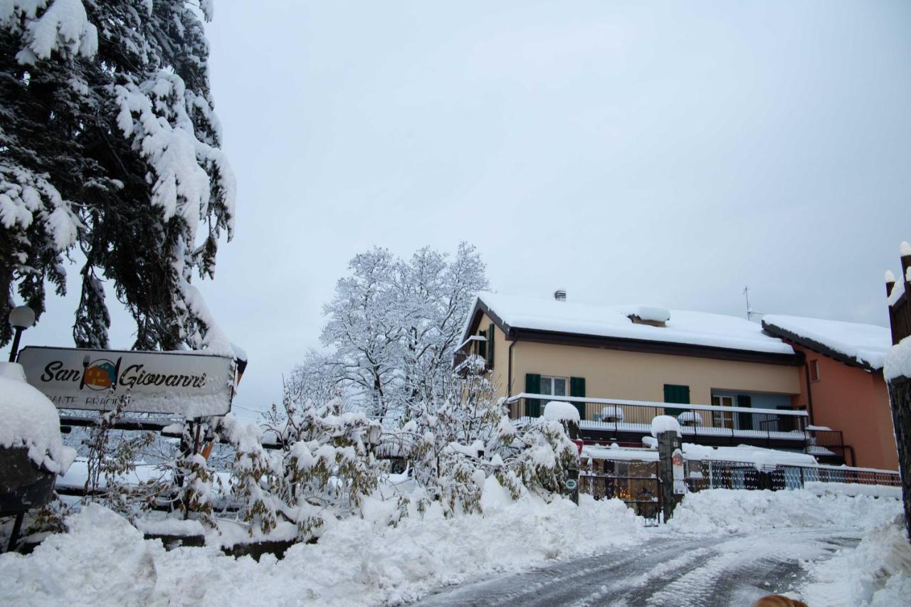 Albergo San Giovanni Сасселло Экстерьер фото